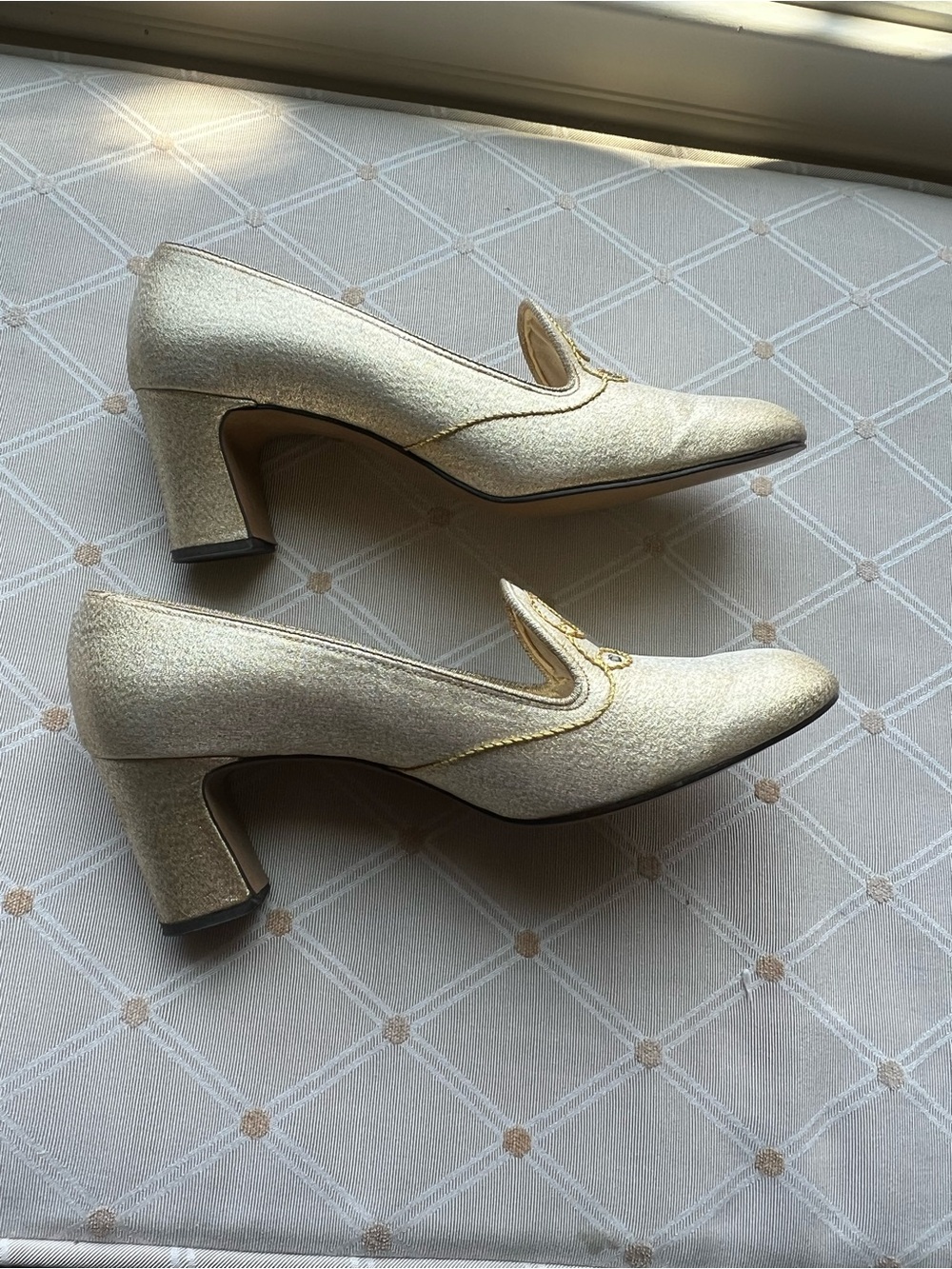 Vintage Balenciaga Custom Originals Gold Metallic Sparkle Pumps Heels 65B Rare - Picture 4 of 12